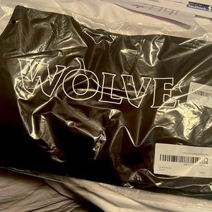 NWT DARC SPORT  hardcore sports bra